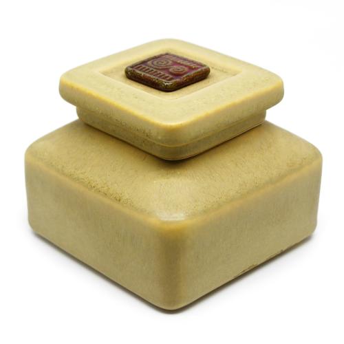 Hộp Dương Vuông S2 - Men 0077